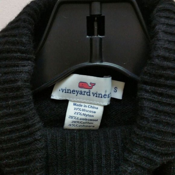 Vineyard vines Women’s black bow sweater - Picture 5 of 5
